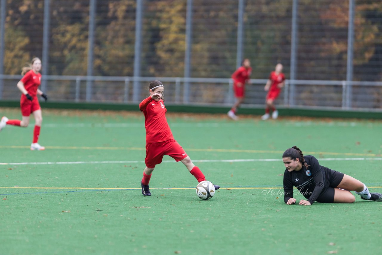 Bild 318 - wCJ VfL Pinneberg - Eimsbuettler TV : Ergebnis: 0:3